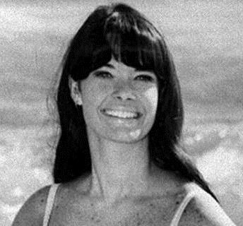 Portrait of Ms Lyn White 